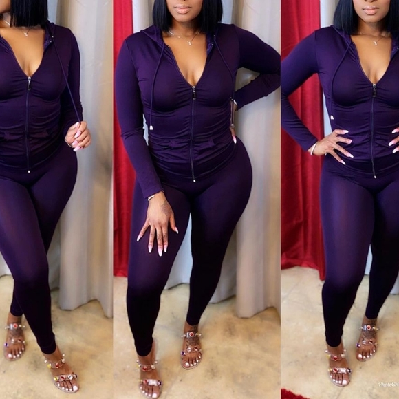 Stretchy tracksuits - Picture 5 of 6